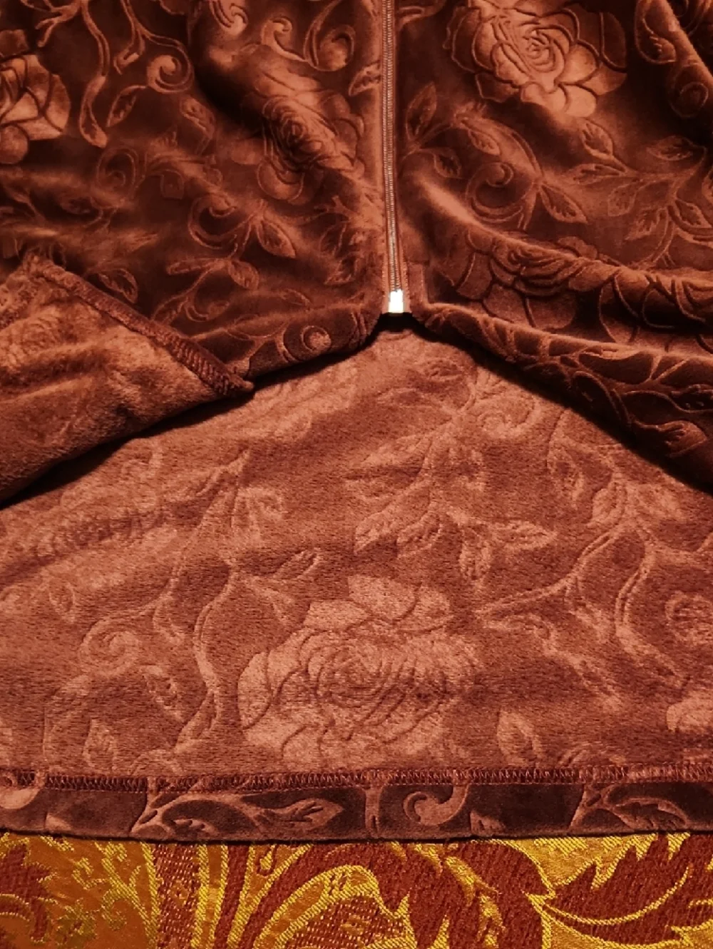 Miss Elaine Plush Embossed Velvet Robe, Burgundy, Full Zip, Large, Like New - Picture 10 of 12